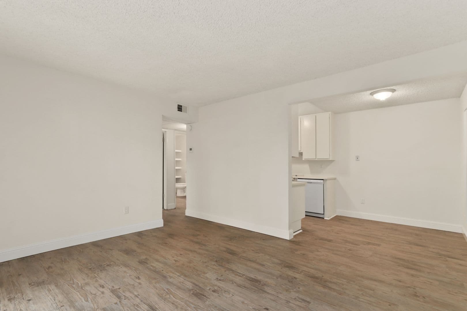 Davis Apartment: 1050 Lake Blvd.