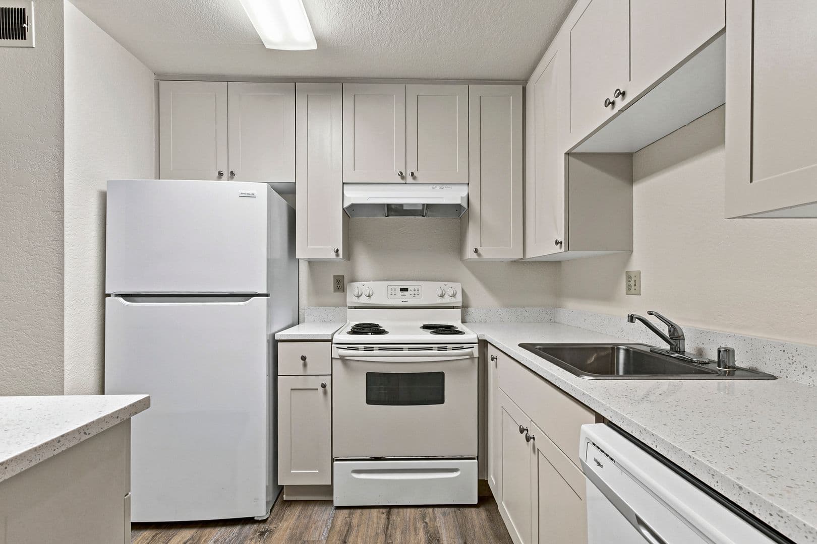 Davis Apartment: 2255 Sycamore Lane