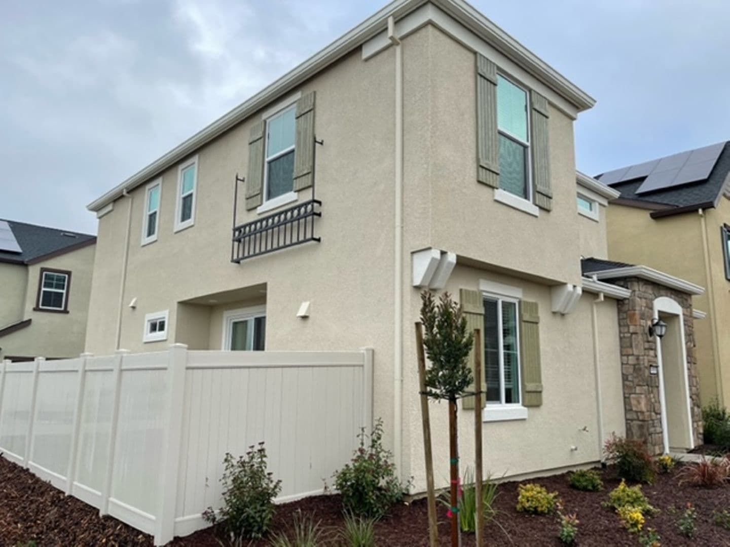 Roseville House: 4000 Matterhorn Place