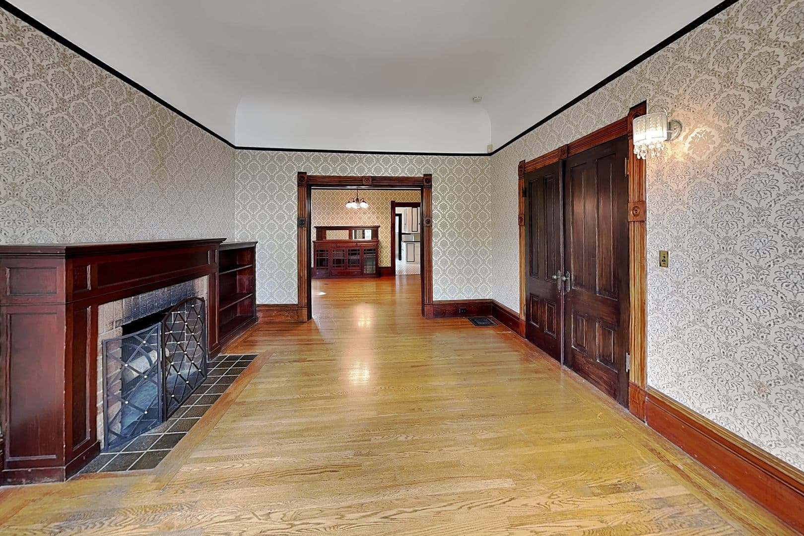 Sacramento Apartment: 2626 J Street