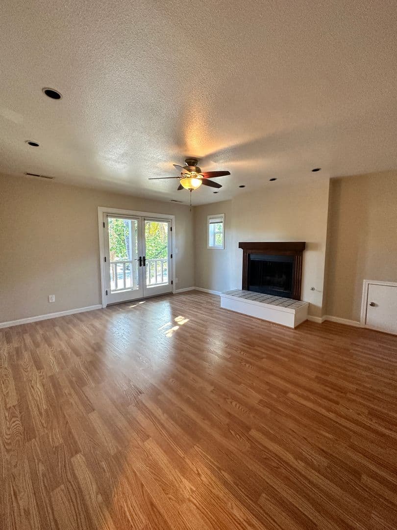 Sacramento House: 3636 Folsom Blvd.