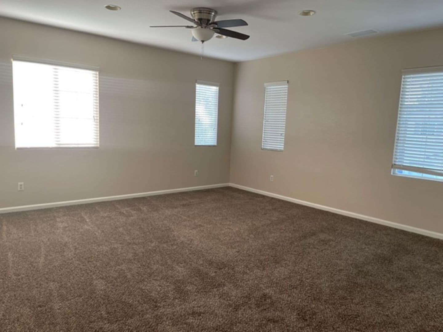 Sacramento House: 3368 Colchester Avenue