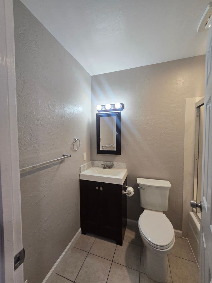 Auburn Condo: 3743 Park Drive, #2