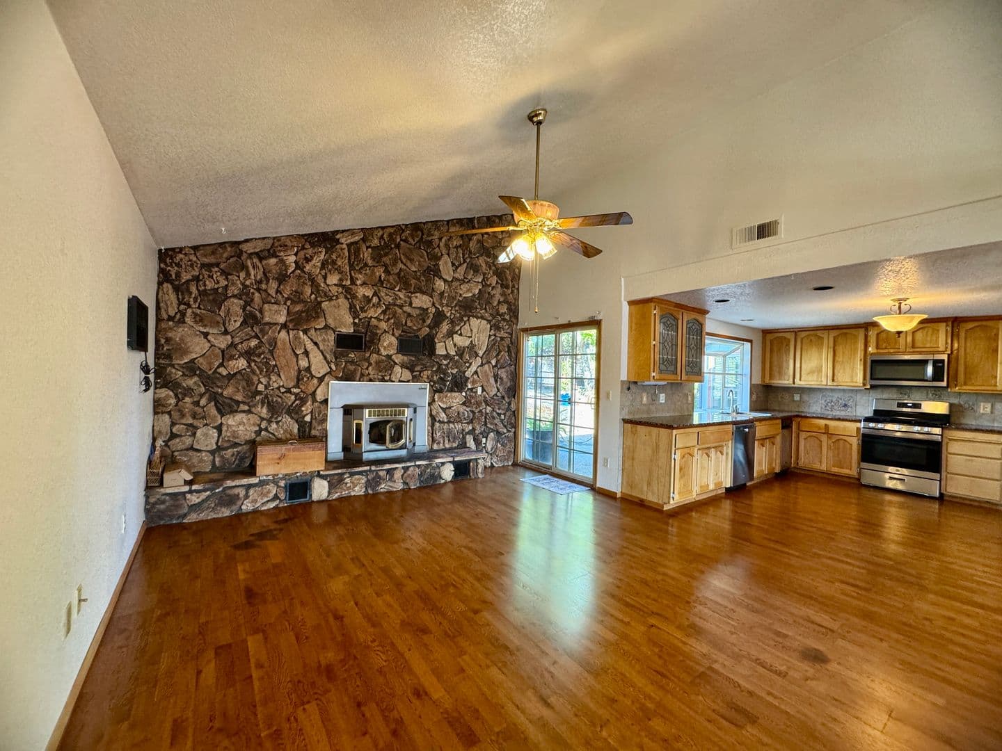 Cameron Park House: 2555 Westridge Drive