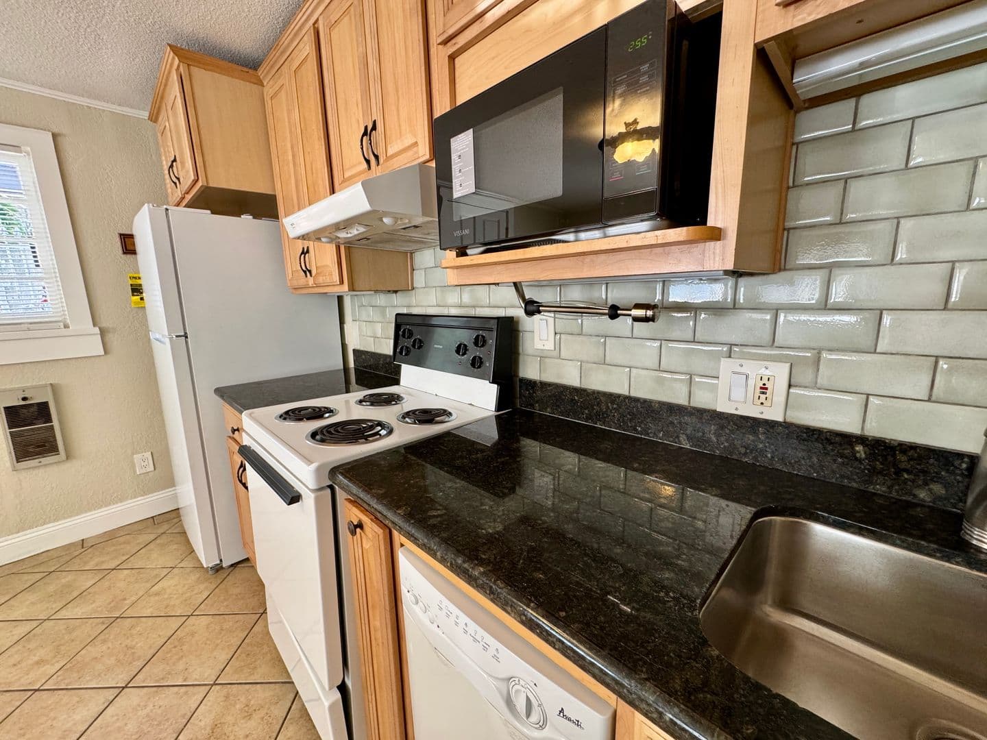 Sacramento Apartment: 519 13th Street
