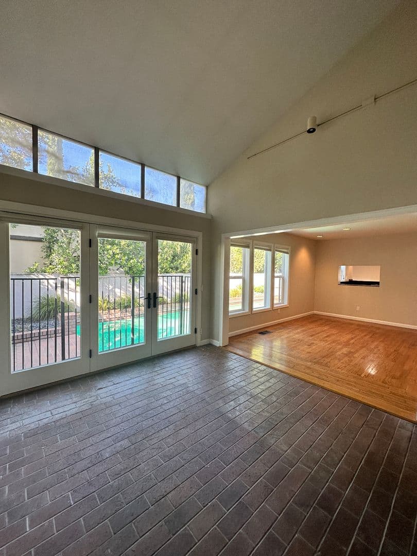 Sacramento House: 3636 Folsom Blvd.