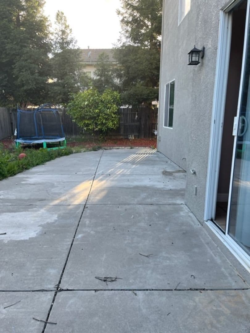 Sacramento House: 3368 Colchester Avenue