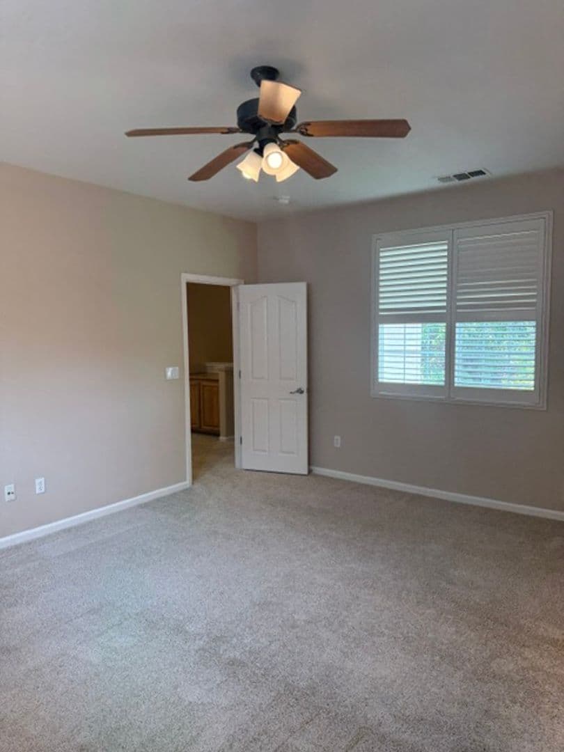 Sacramento House: 3642 Sardinia Island Way
