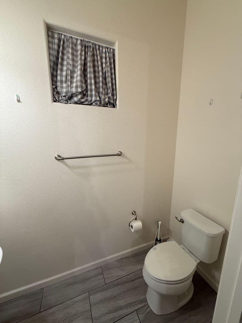 Sacramento House: 4472 Adriatic Sea Way