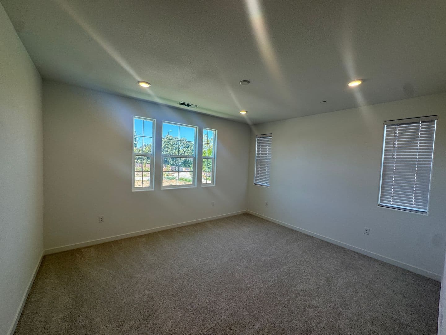 Davis House: 1107 Baylor Terrace