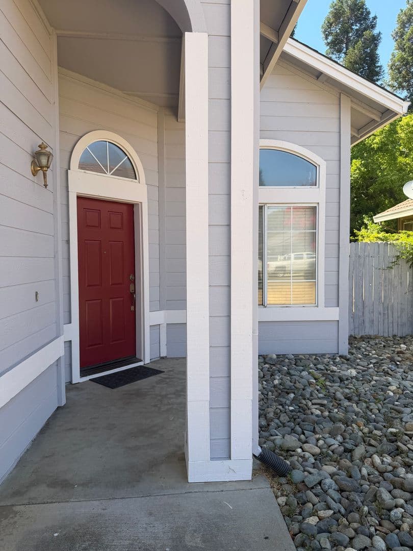 Antelope House: 8317 Bramble Bush Circle