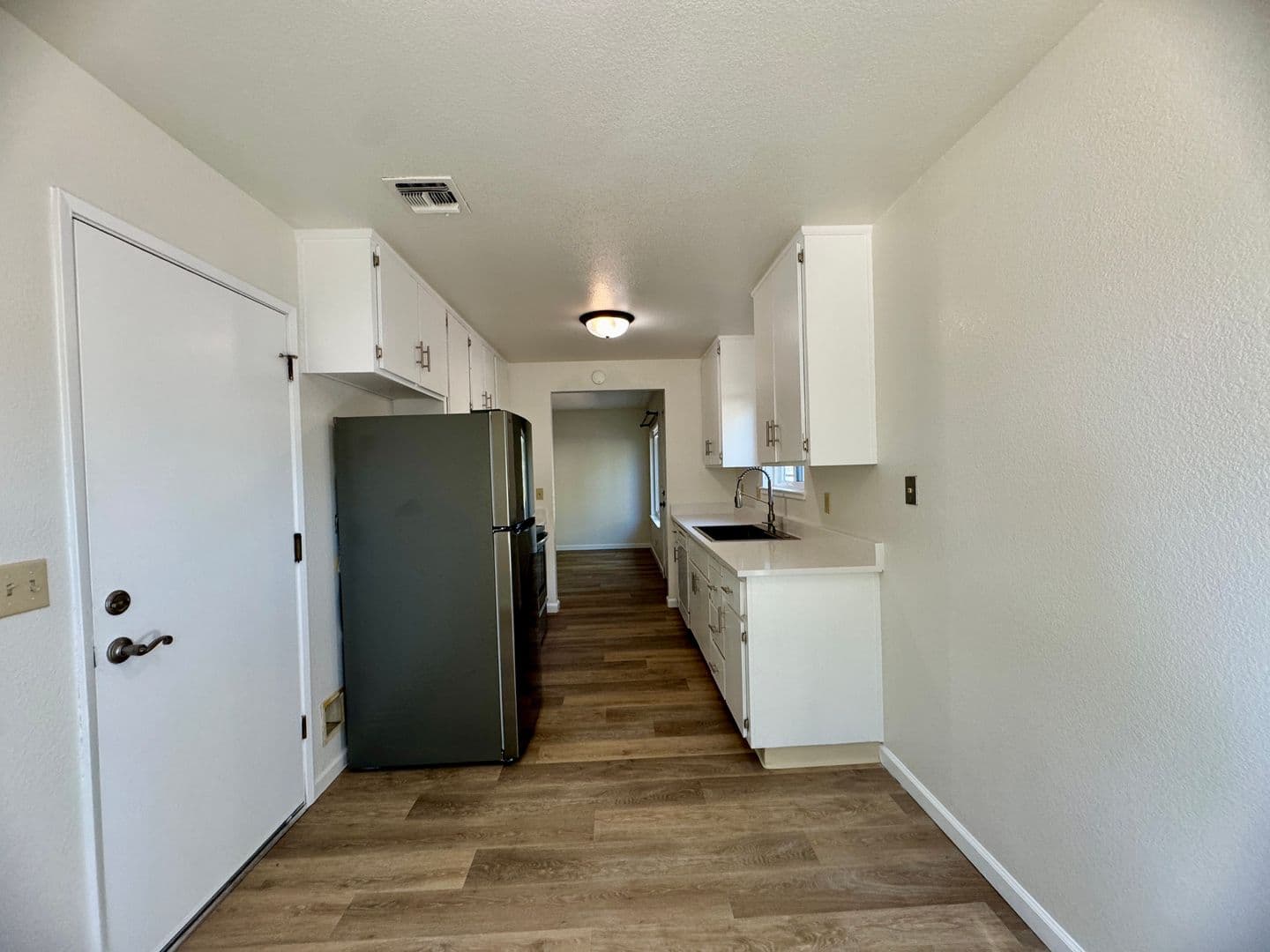 Sacramento Apartment: 4435 4465 Pow Way