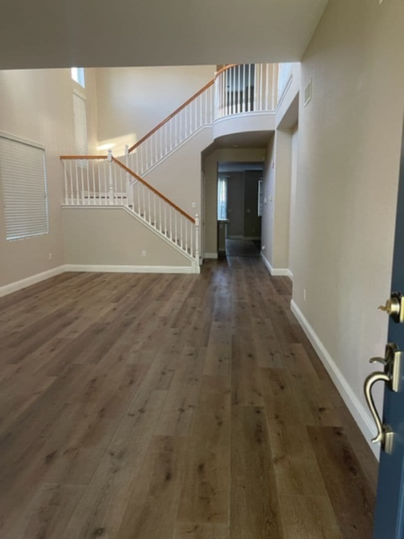 Sacramento House: 3368 Colchester Avenue