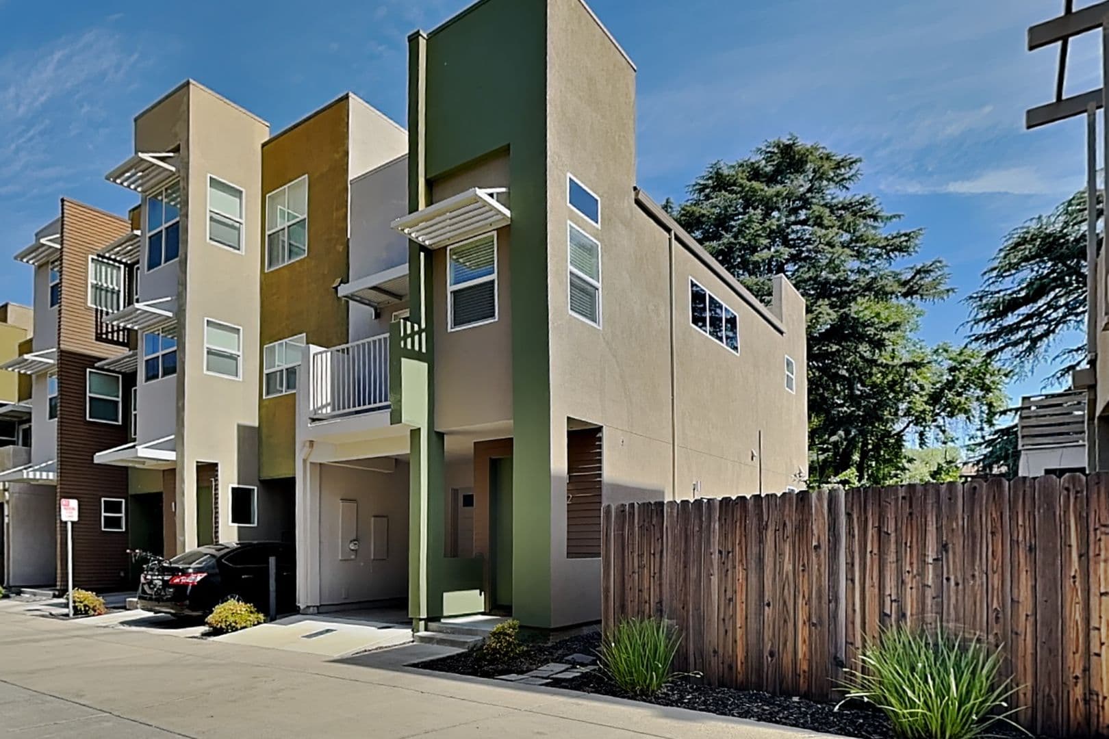 West Sacramento House: 392 Midstream Lane