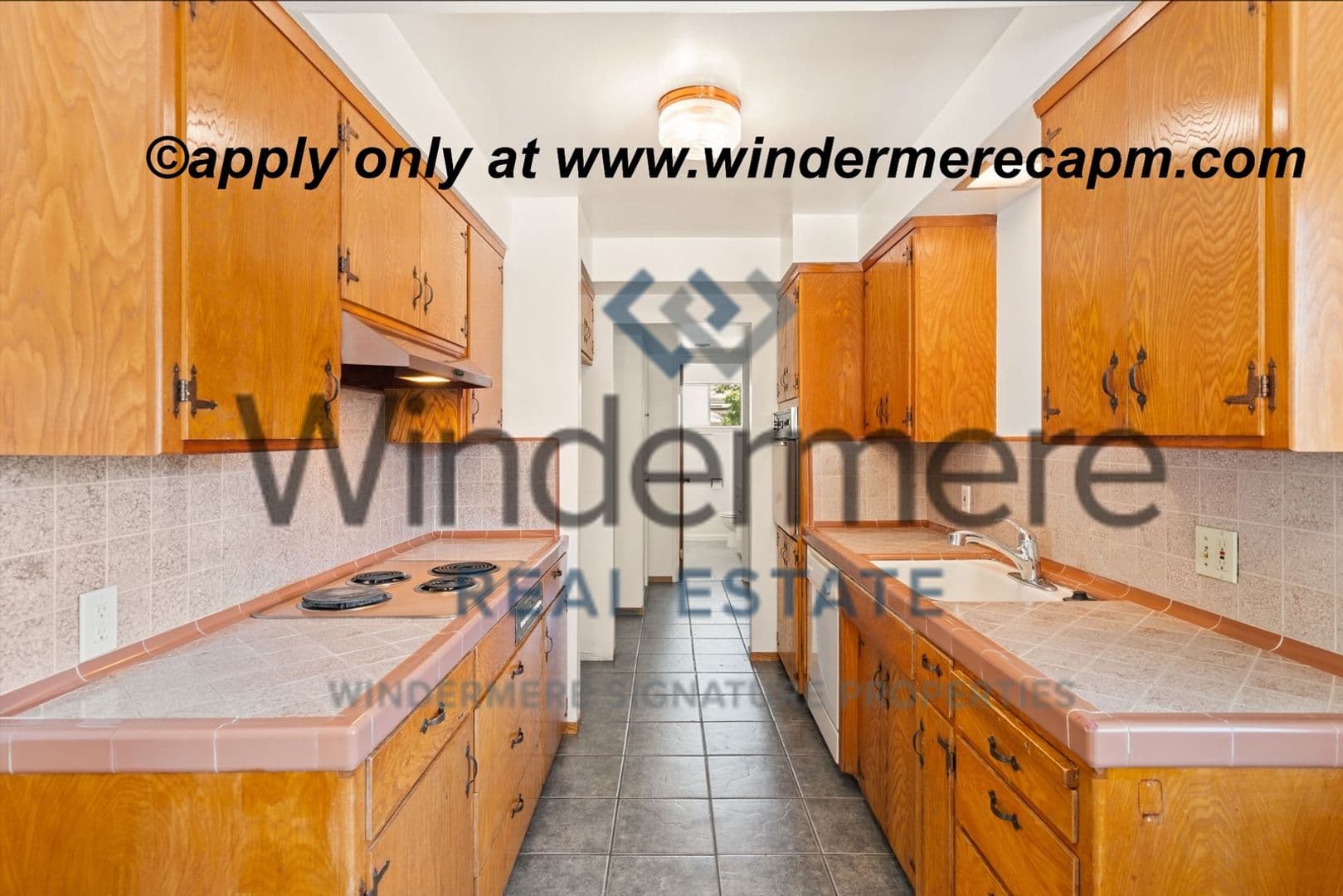 Sacramento House: 7061 Reta Avenue