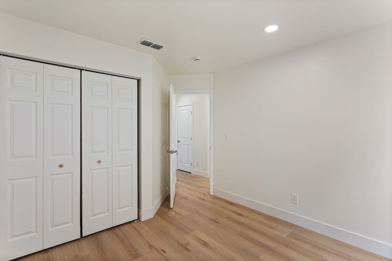 Sacramento House: 5520 Muskingham Way