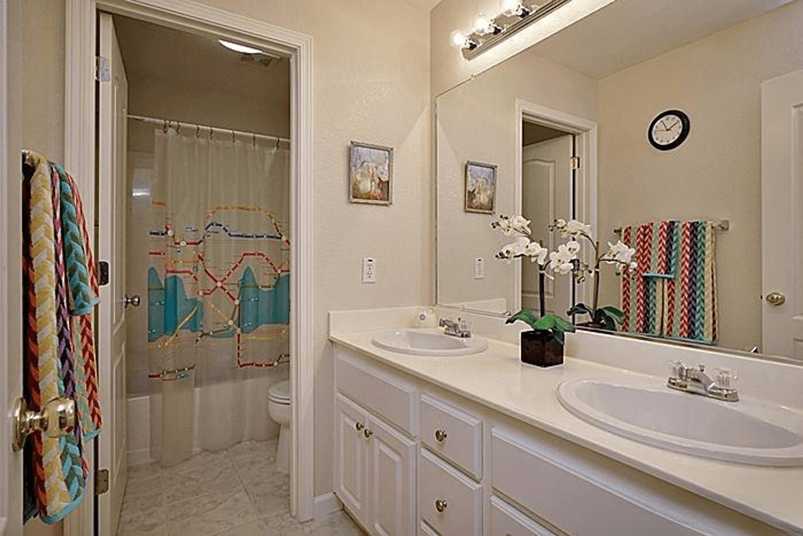 Davis House: 2951 Audubon Cir