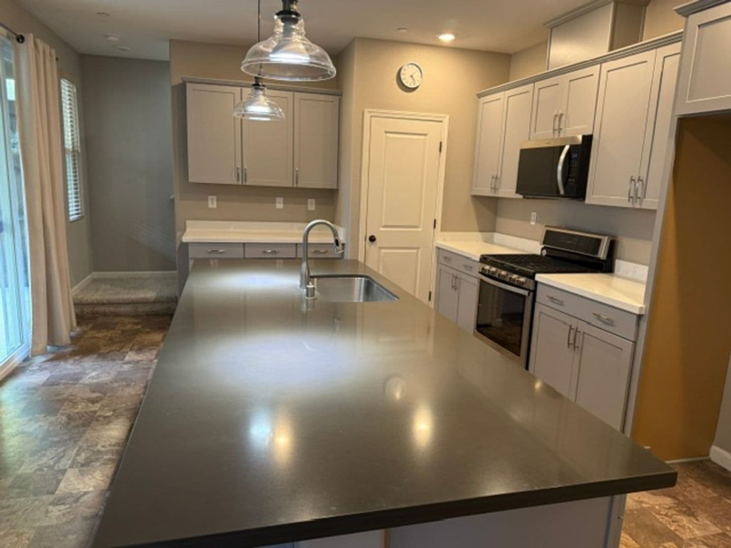 Sacramento House: 5375 Hampton Falls Way