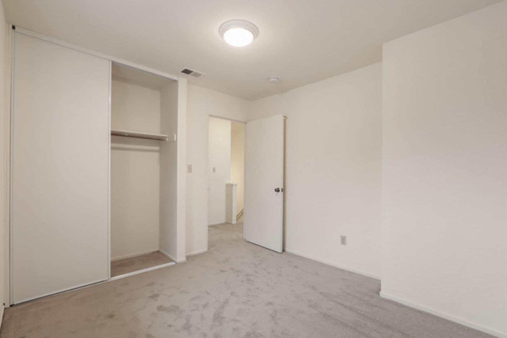 Davis Apartment: 2255 Sycamore Lane