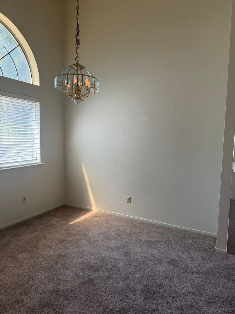 Antelope House: 8317 Bramble Bush Circle