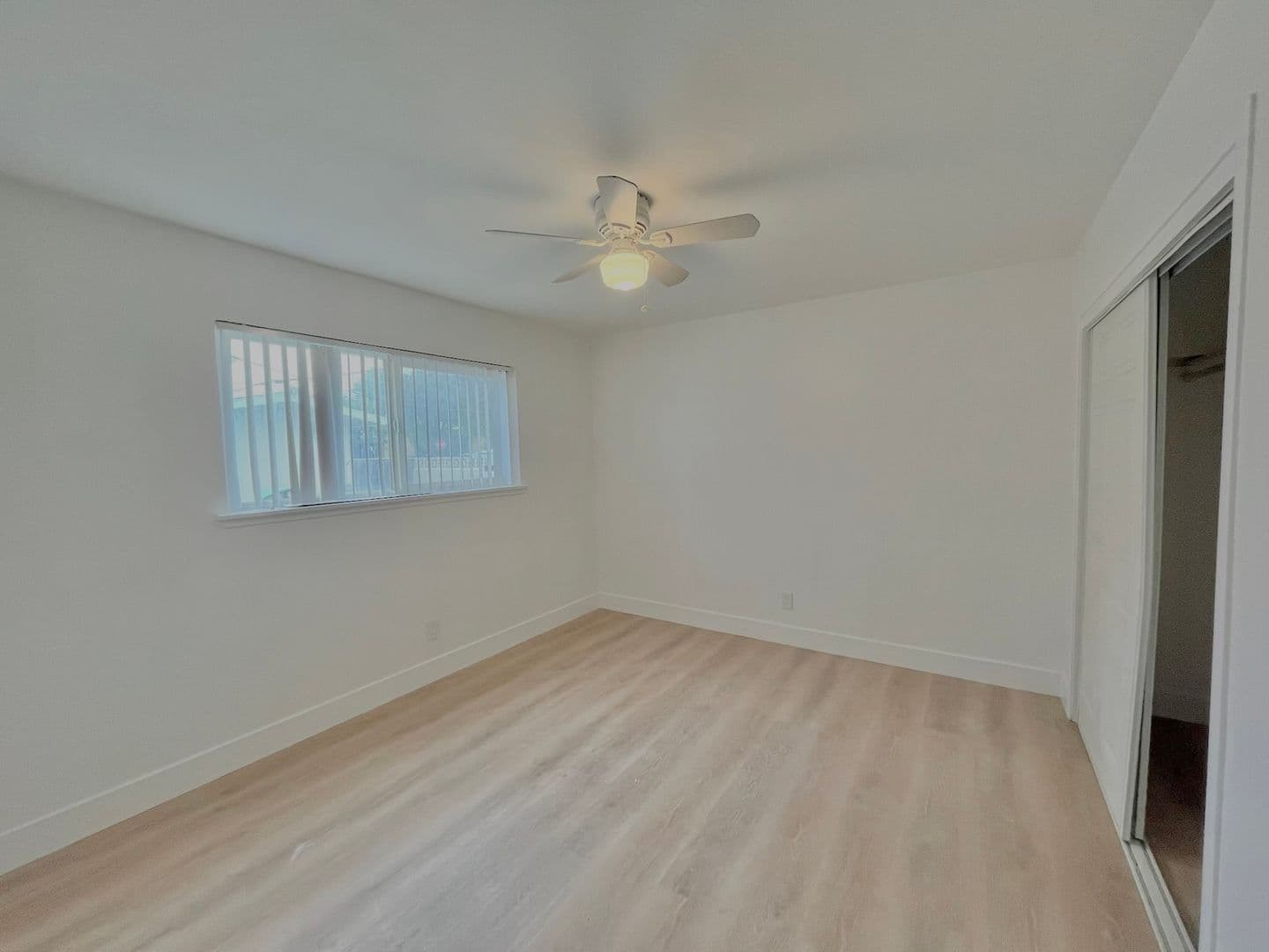 Davis Apartment: 505 - 525  I Street