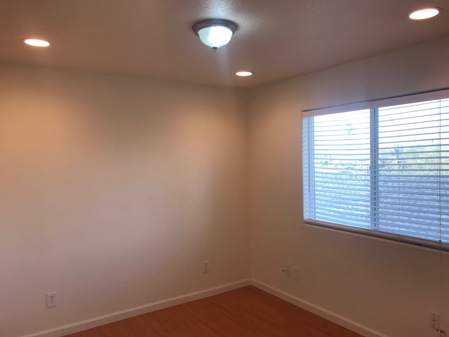 Sacramento House: 7546 24th Street