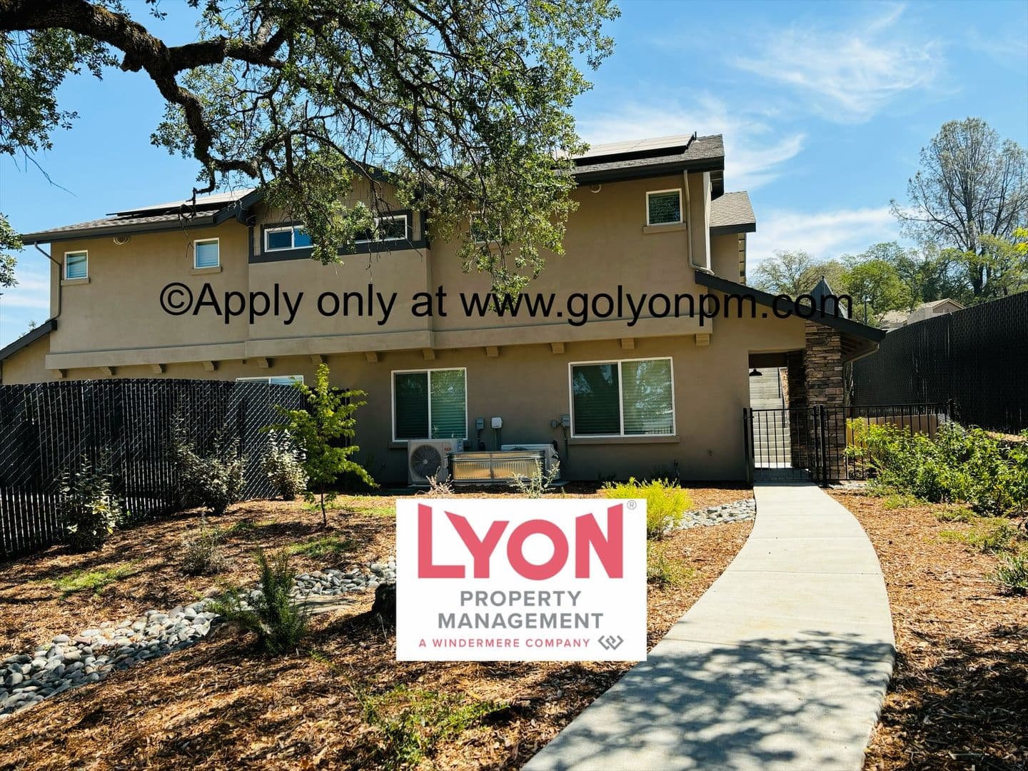 Auburn House: 2740 Commons Pl