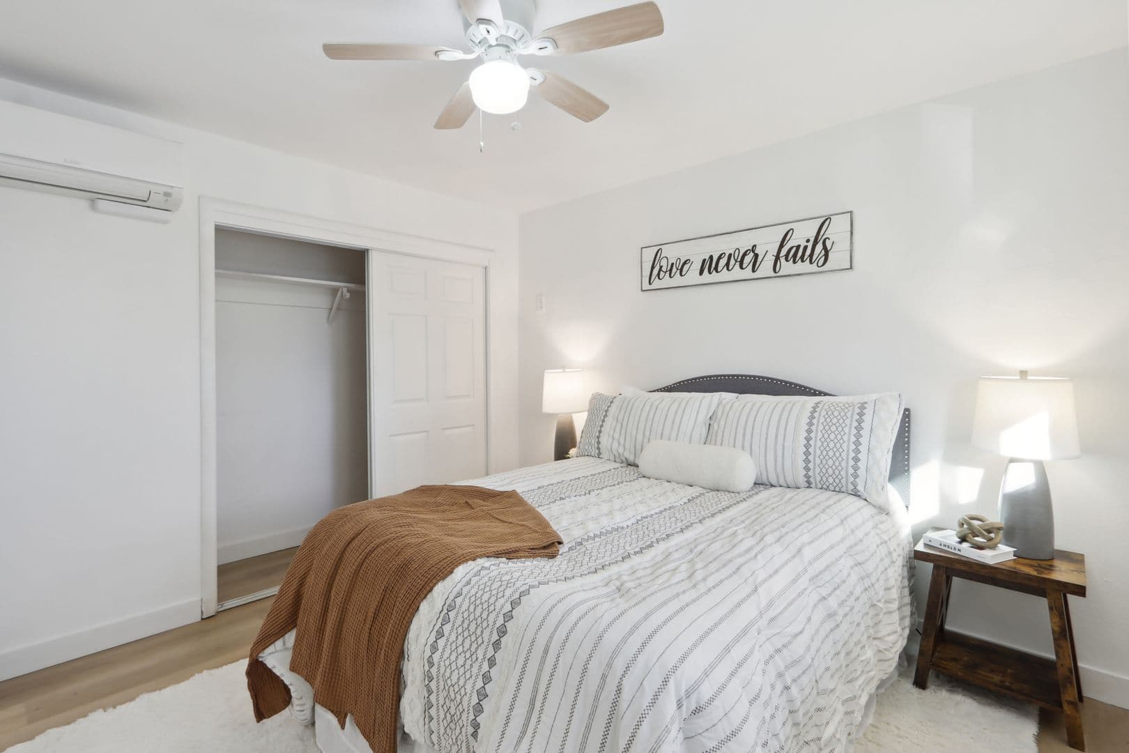 Davis Apartment: 505 - 525  I Street
