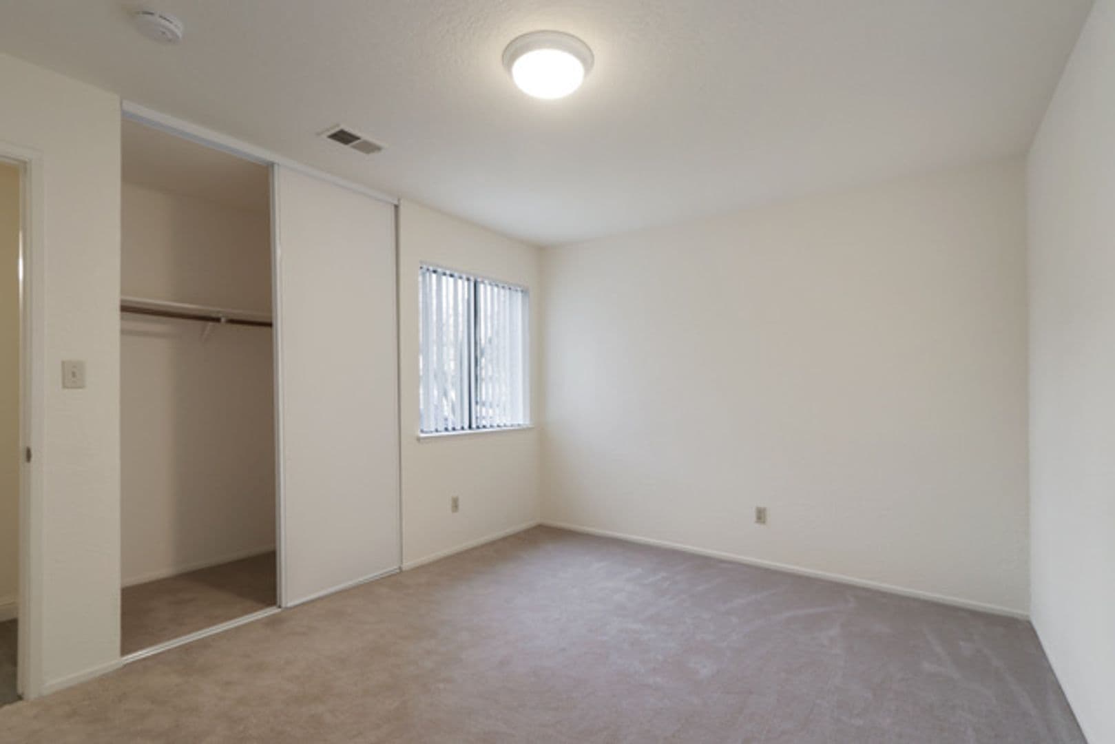 Davis Apartment: 2255 Sycamore Lane