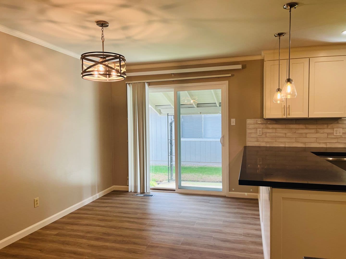 Elk Grove House: 9301 Mazatlan Way