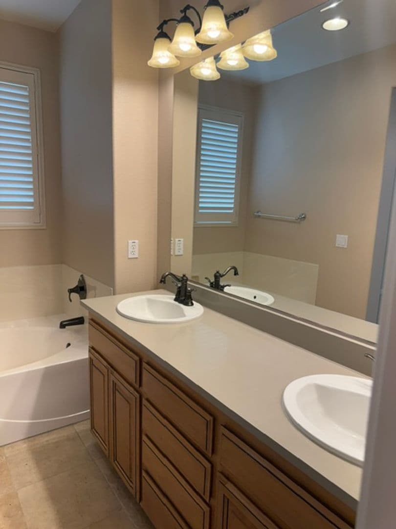 Sacramento House: 3642 Sardinia Island Way