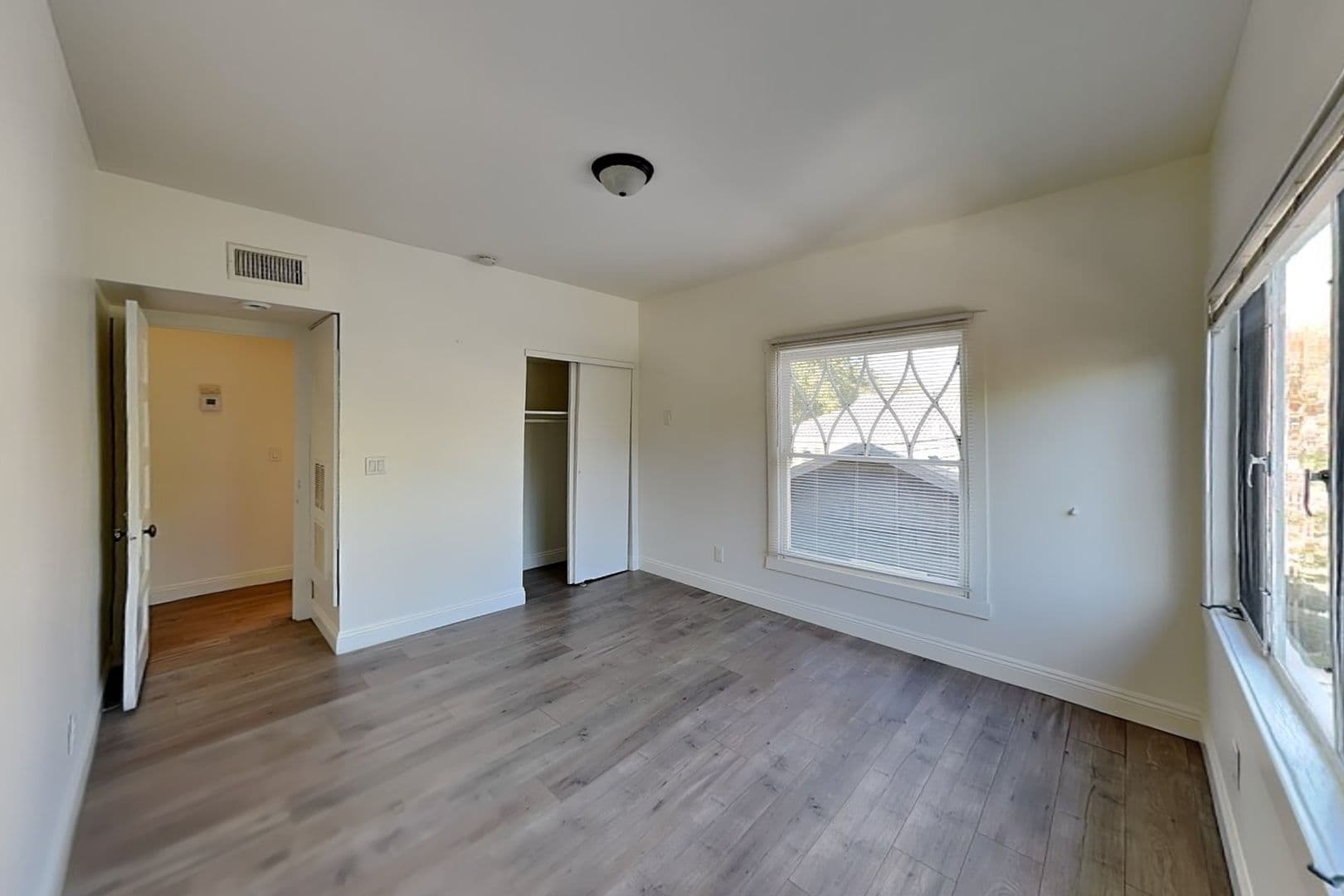 Sacramento Apartment: 3453-3455 J Street