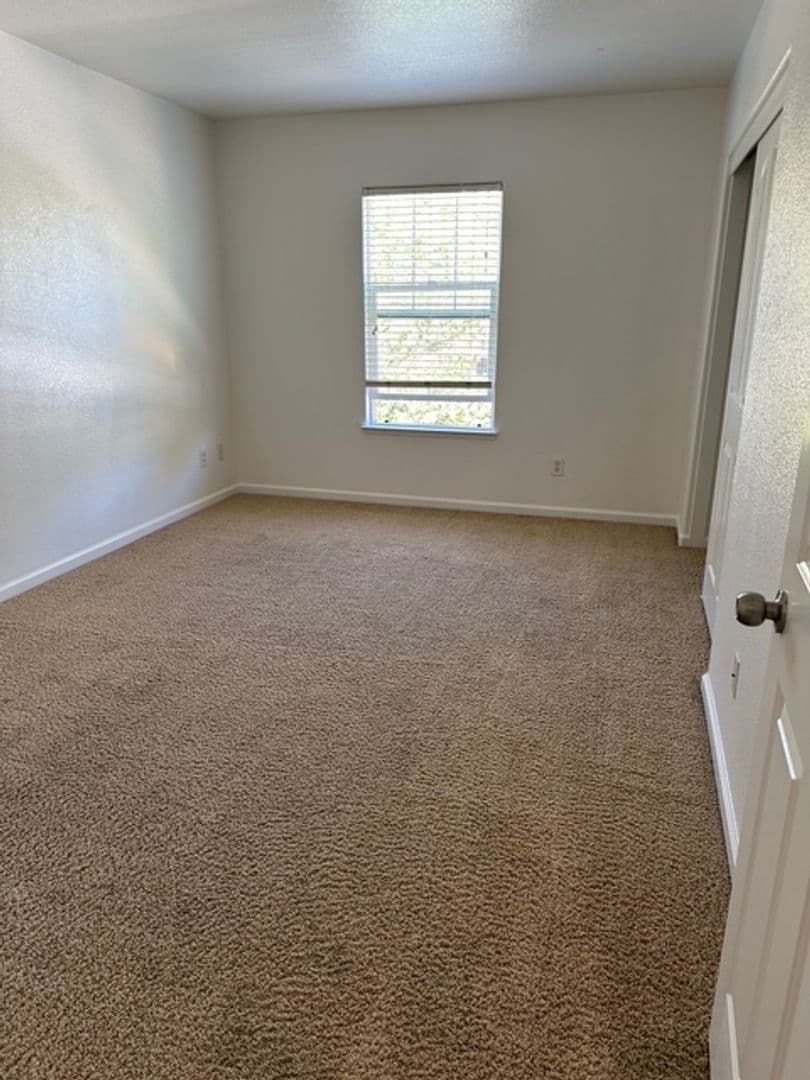Sacramento Condo: 3301 N Park Dr #3916