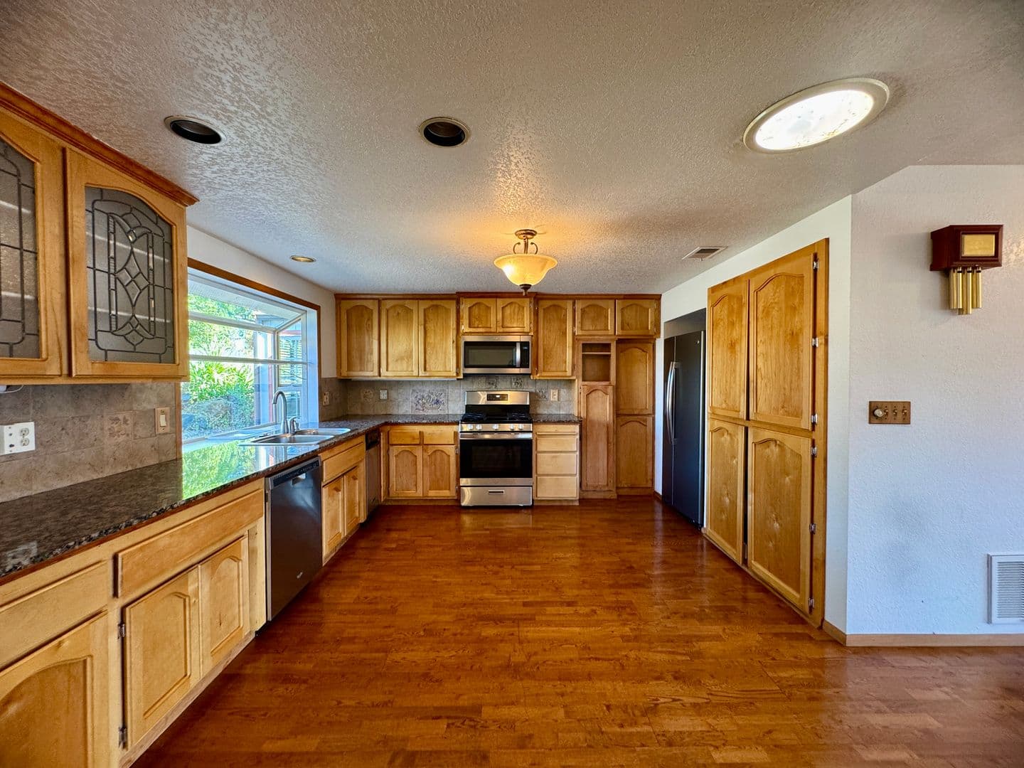 Cameron Park House: 2555 Westridge Drive
