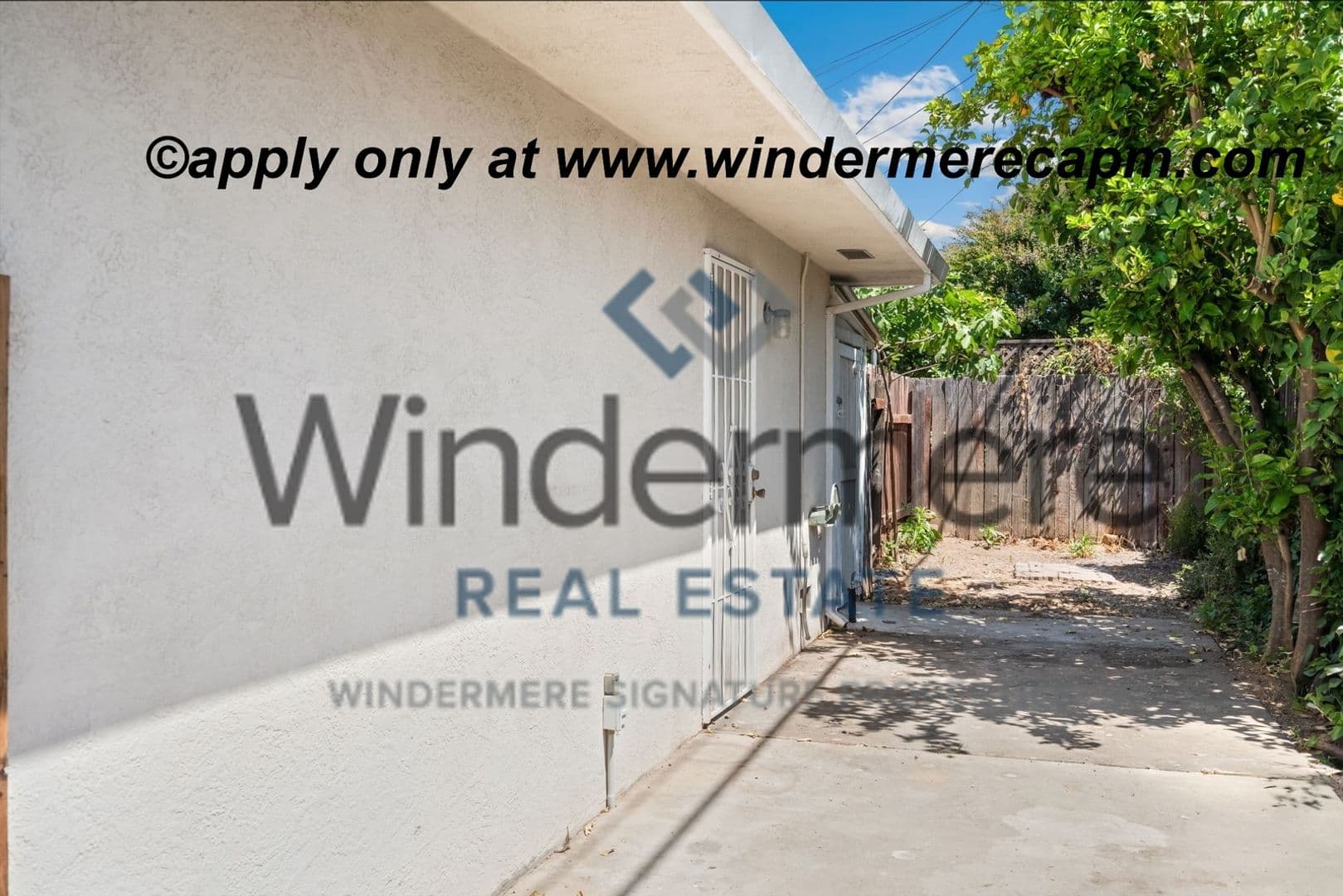 Sacramento House: 7061 Reta Avenue