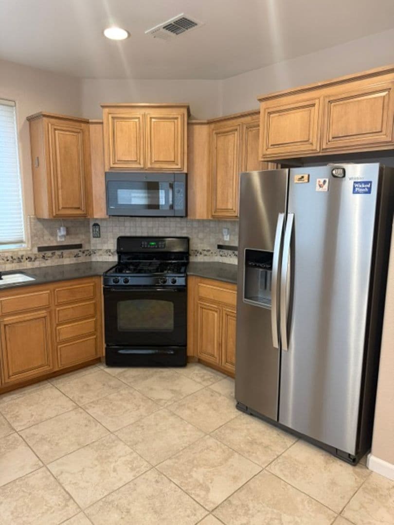 Sacramento House: 3642 Sardinia Island Way