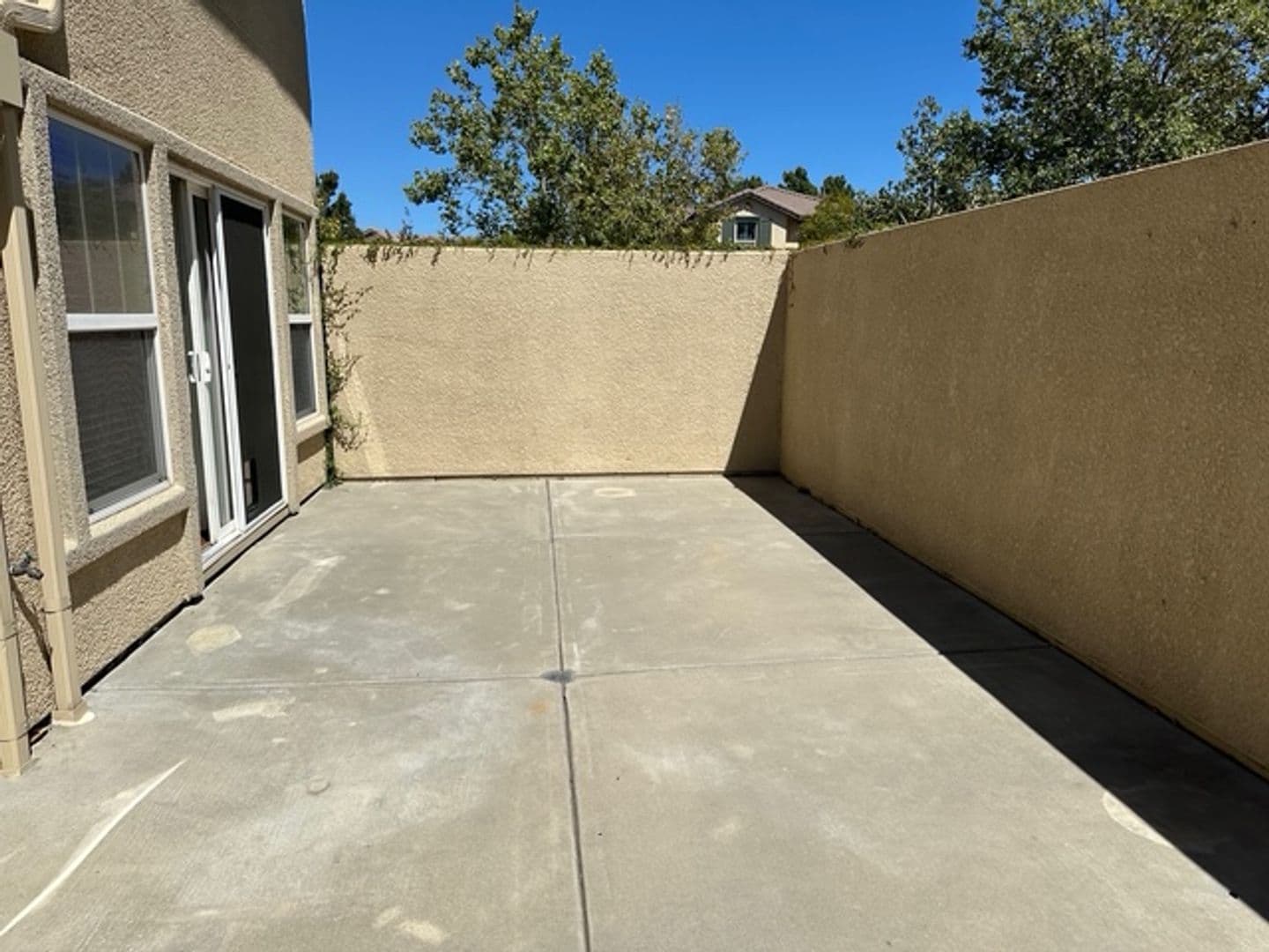 Sacramento Condo: 3301 N Park Dr #3916