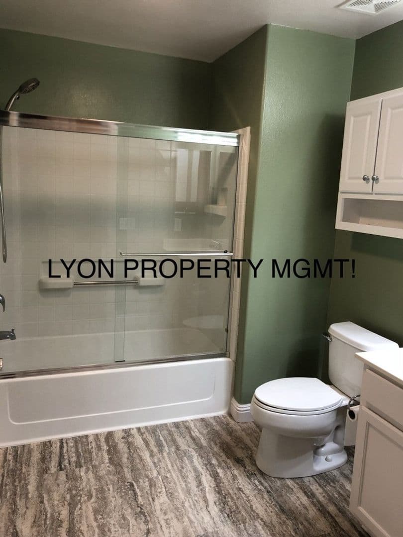 Sacramento Condo: 4800 Westlake Pkway #1609