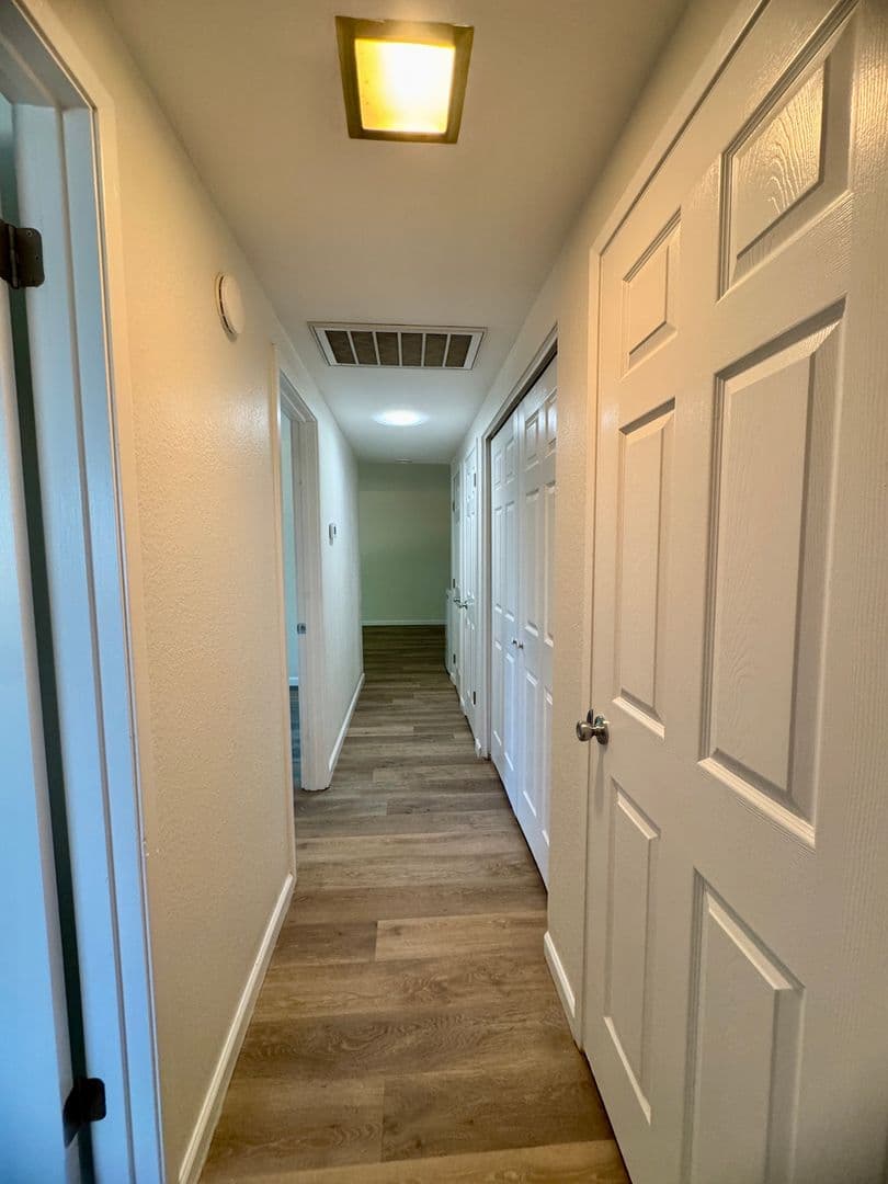 Sacramento Apartment: 4435 4465 Pow Way
