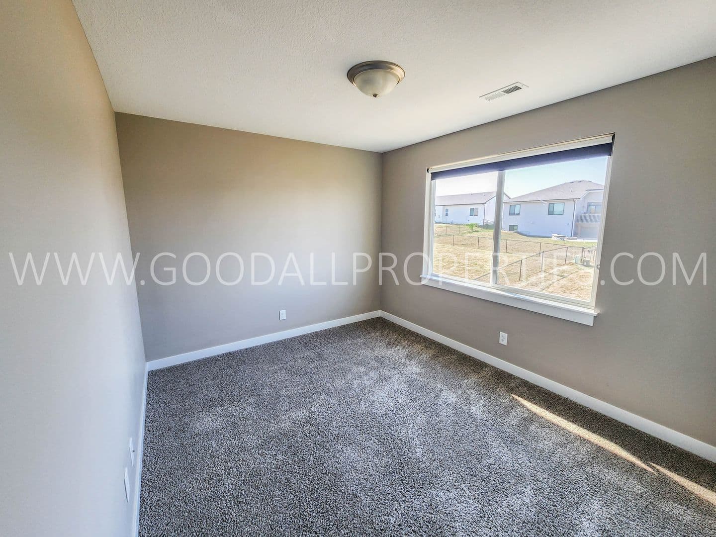 Adel House: 1920 Southbridge Dr