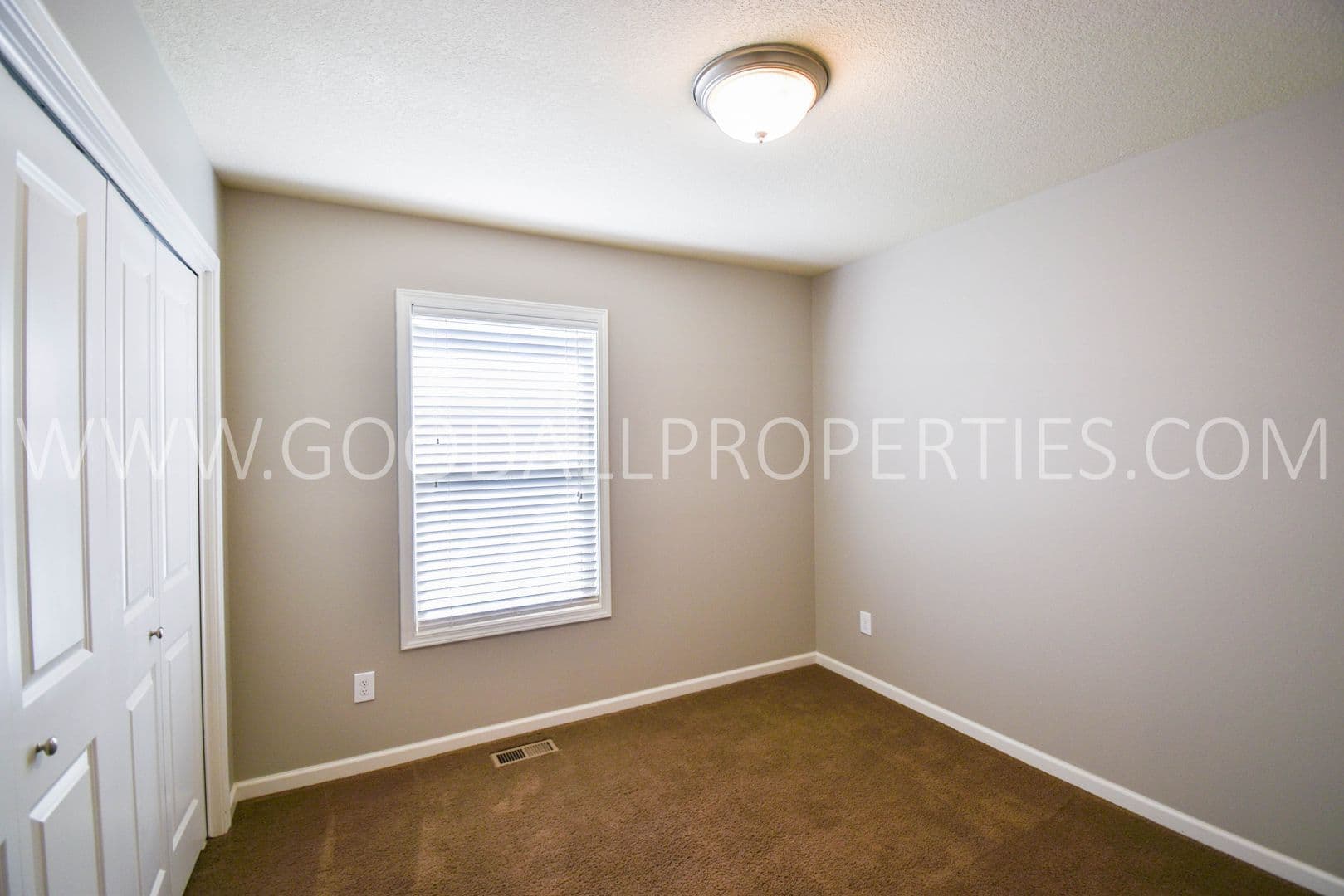 Waukee Townhome: 1255 SE Waddell Way