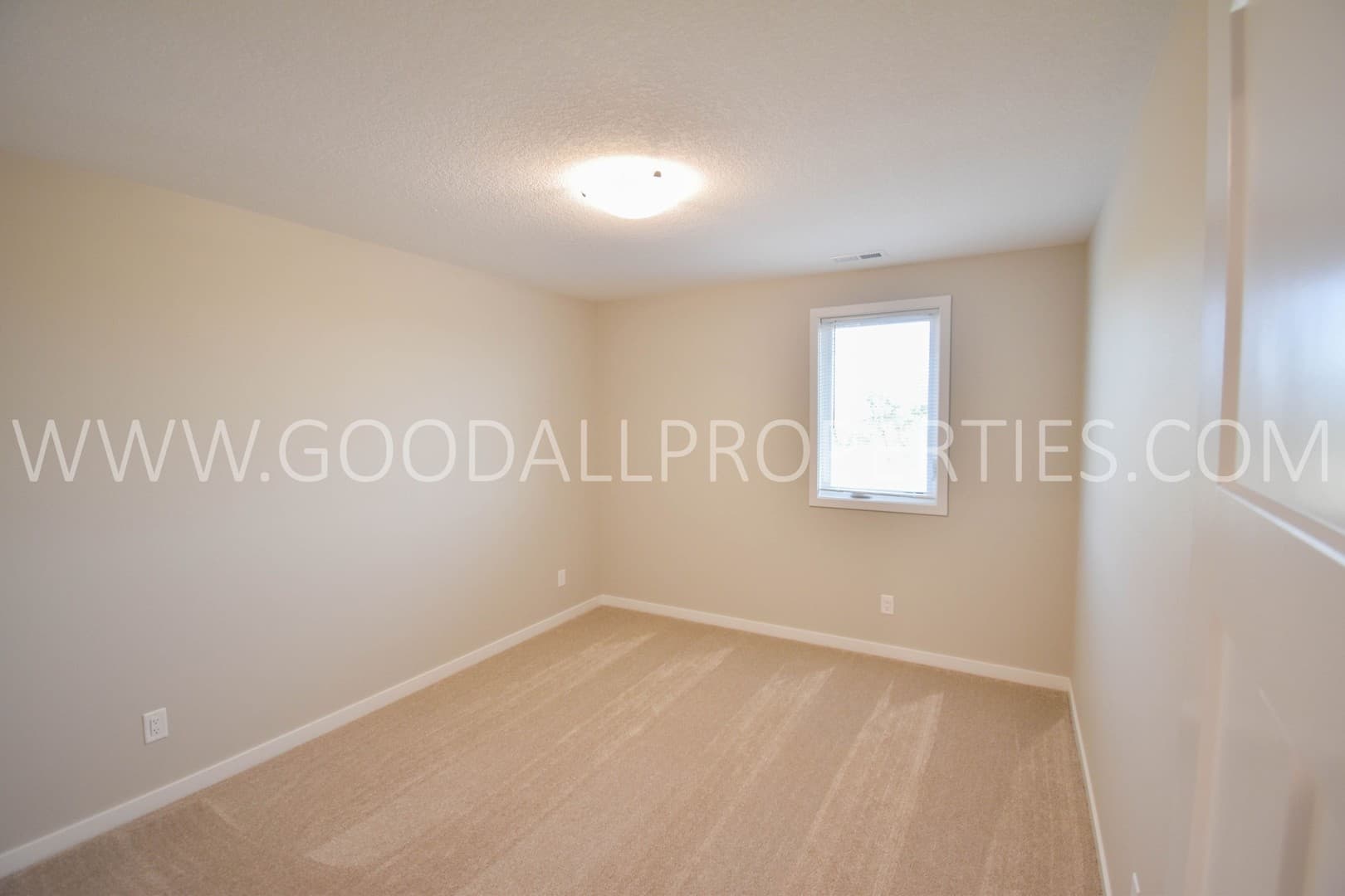 Clive Townhome: 16609 Wilden Dr