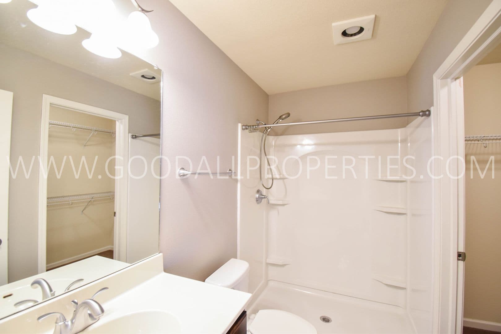 Waukee Townhome: 1255 SE Waddell Way
