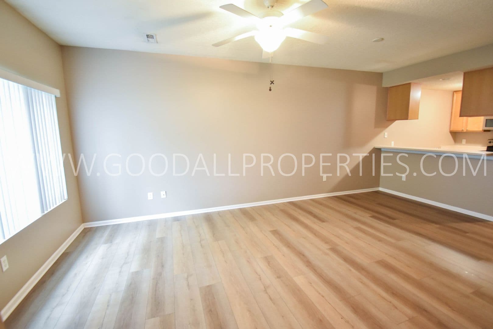 West Des Moines Townhome: 8601 Westown Pkwy #12104