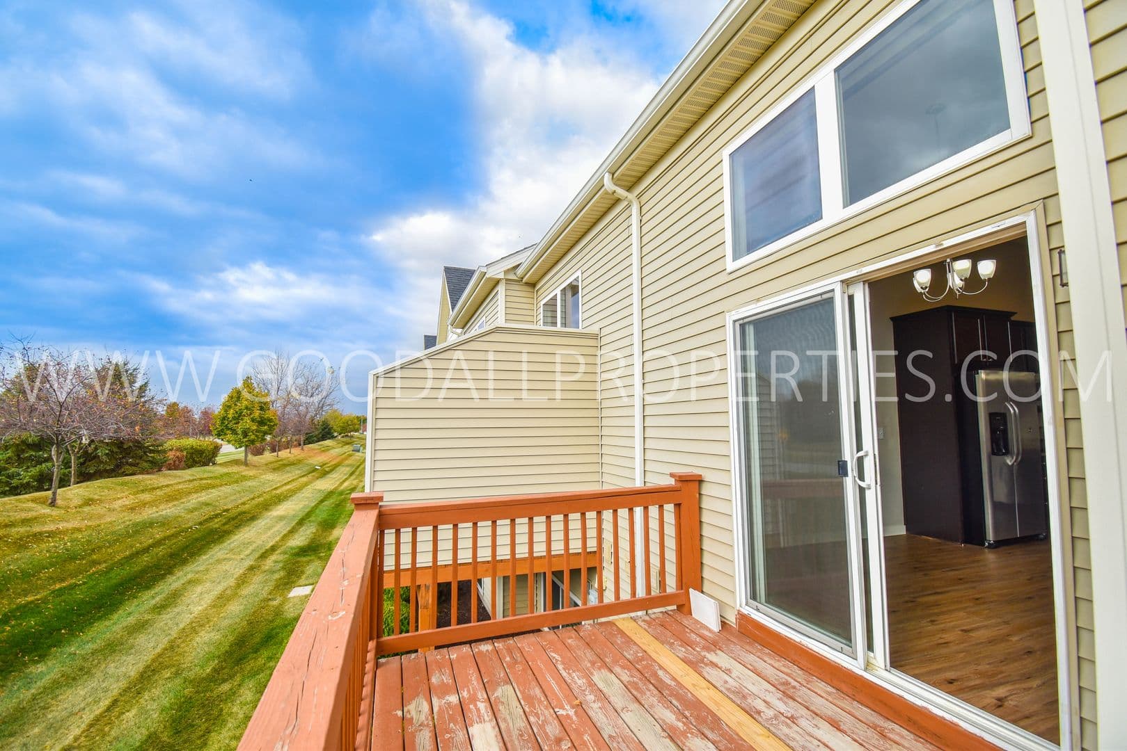 West Des Moines Townhome: 7890 Cottonwood Lane