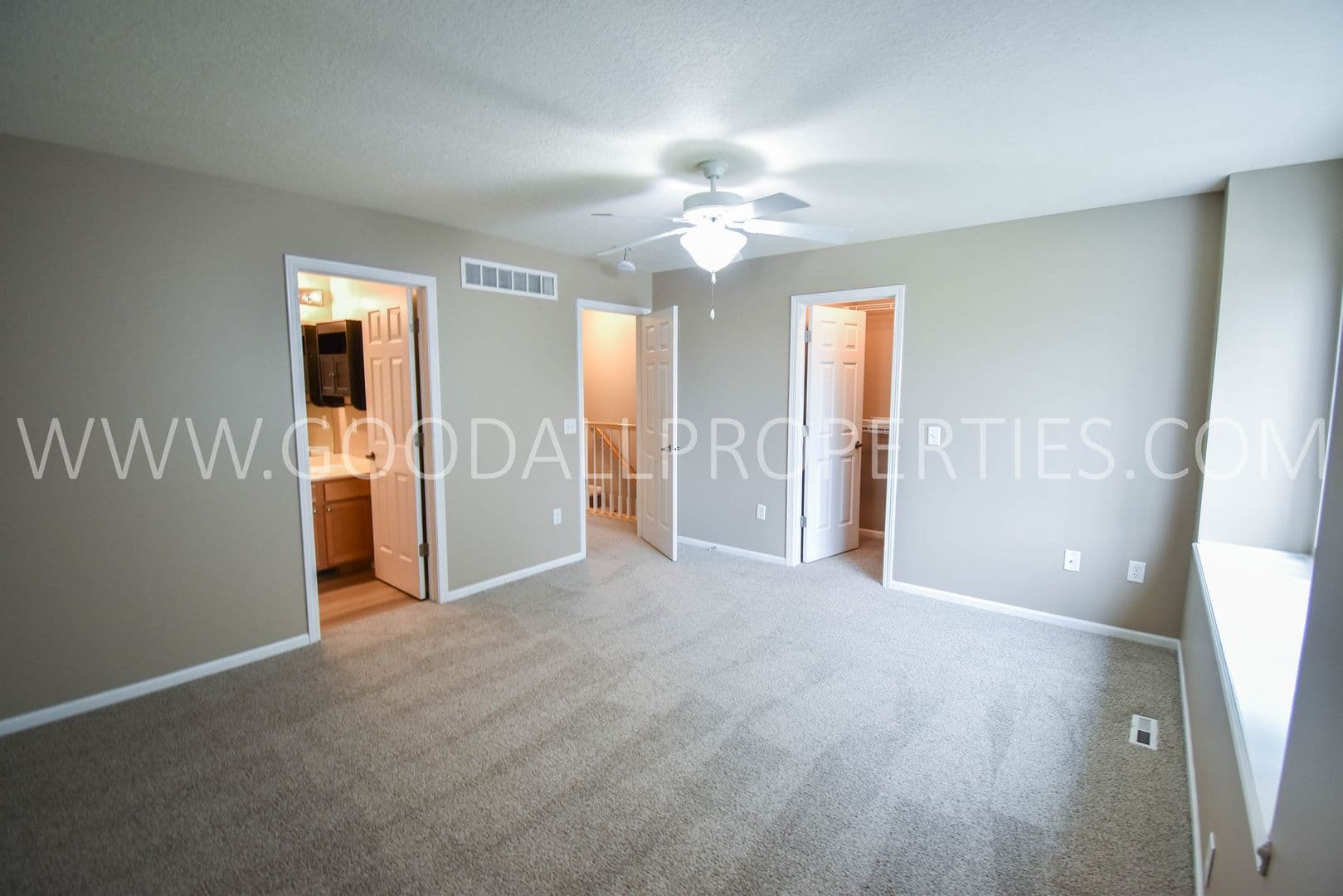 West Des Moines Townhome: 8601 Westown Pkwy #12104