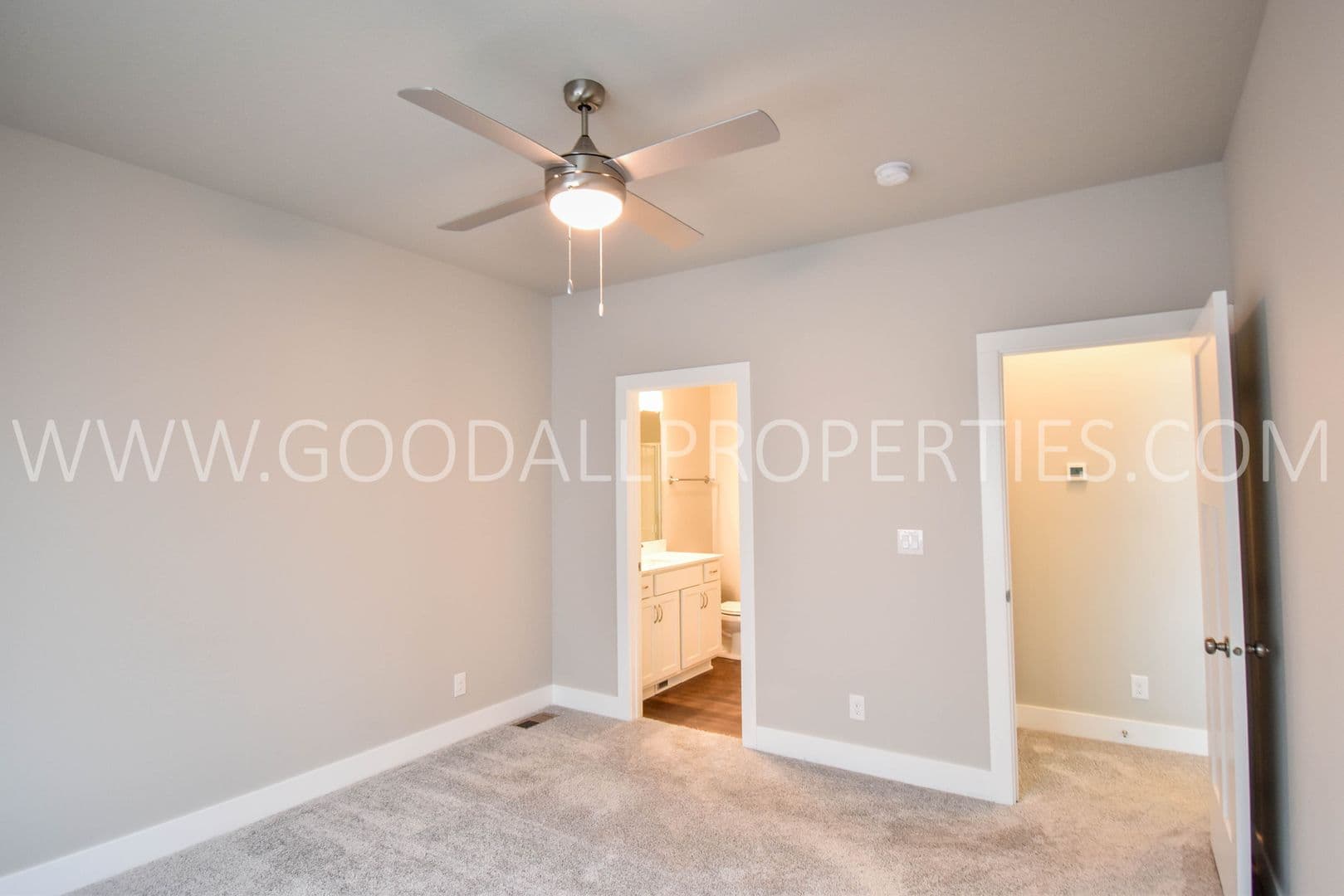 Waukee House: 342 N Warrior Lane