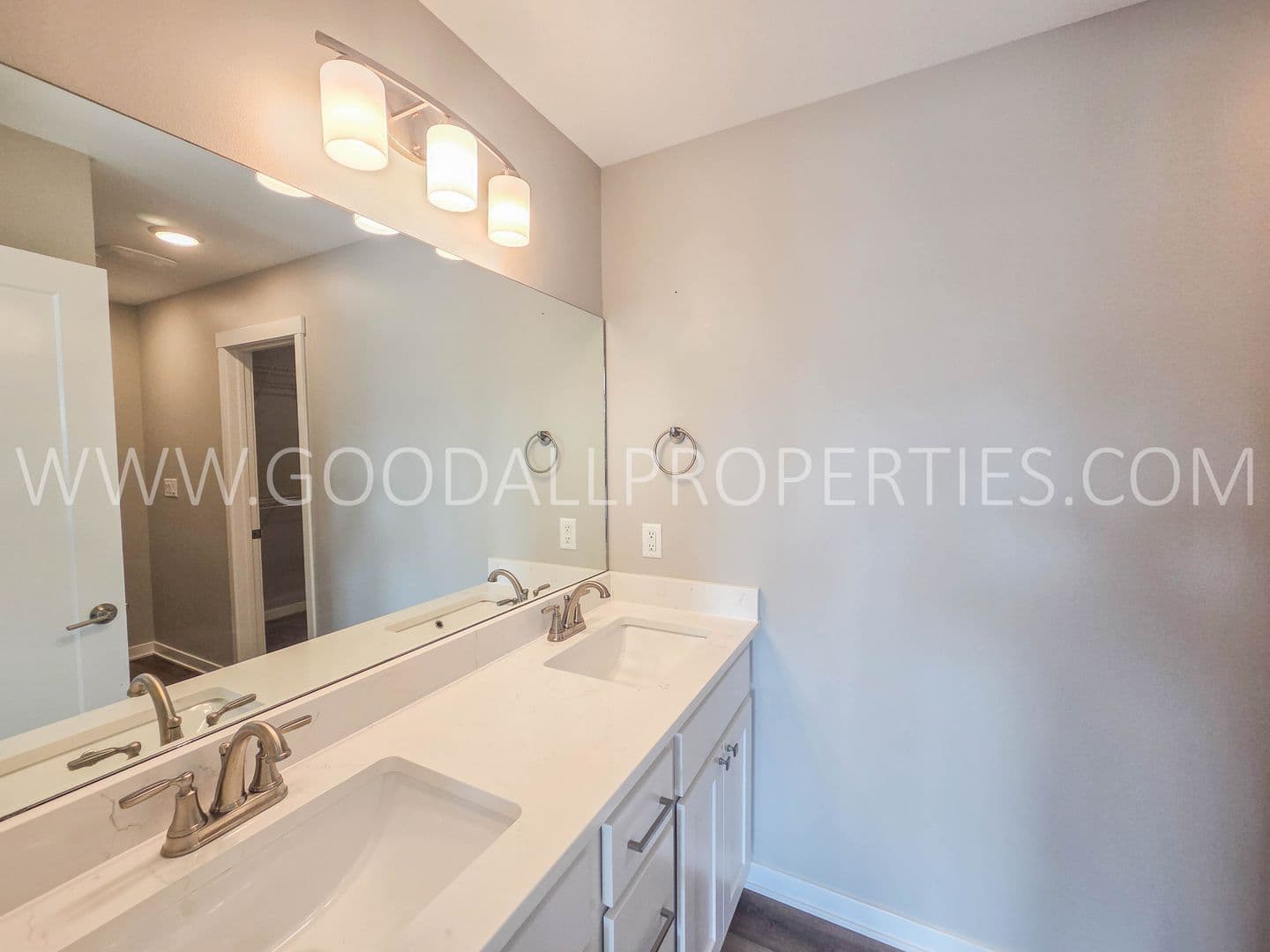 Clive Townhome: 16643 Wilden Dr