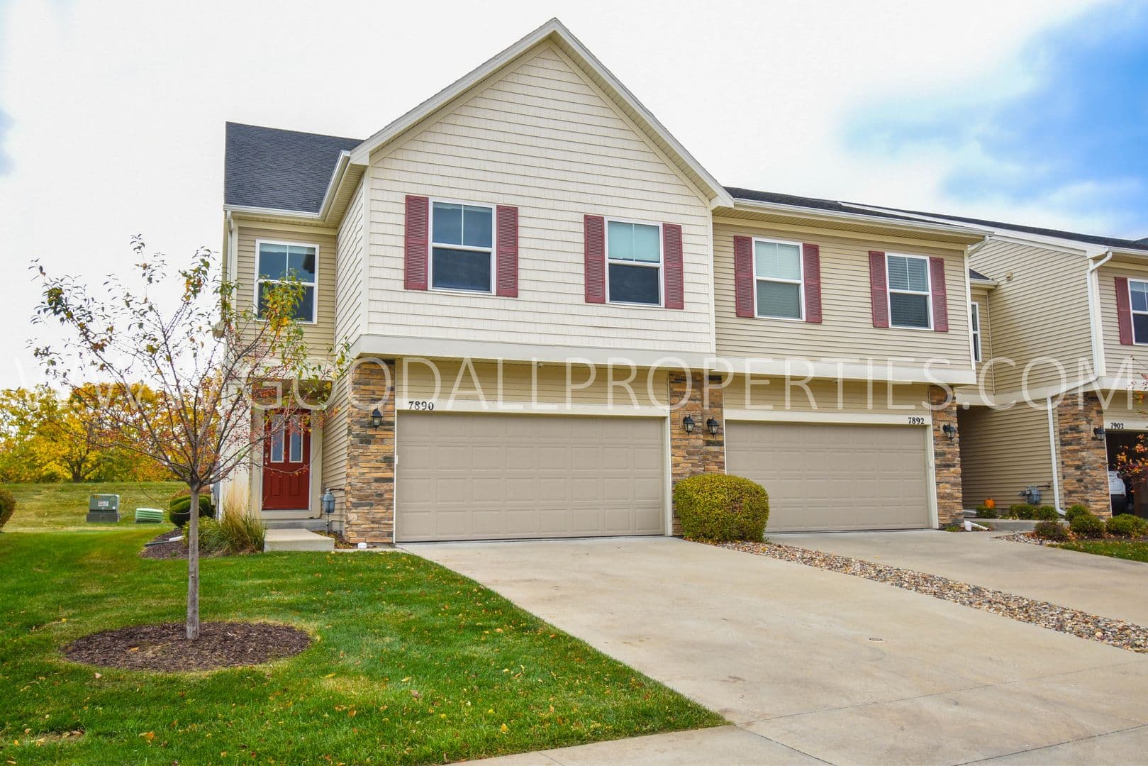 West Des Moines Townhome: 7890 Cottonwood Lane