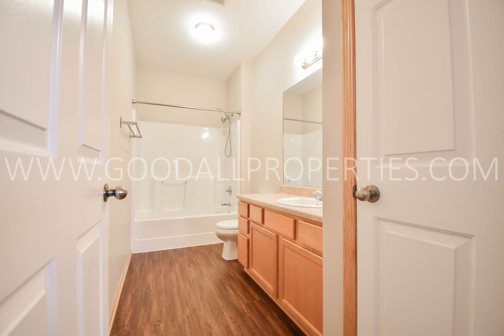 Johnston Condo: 10320 Norfolk Dr #4